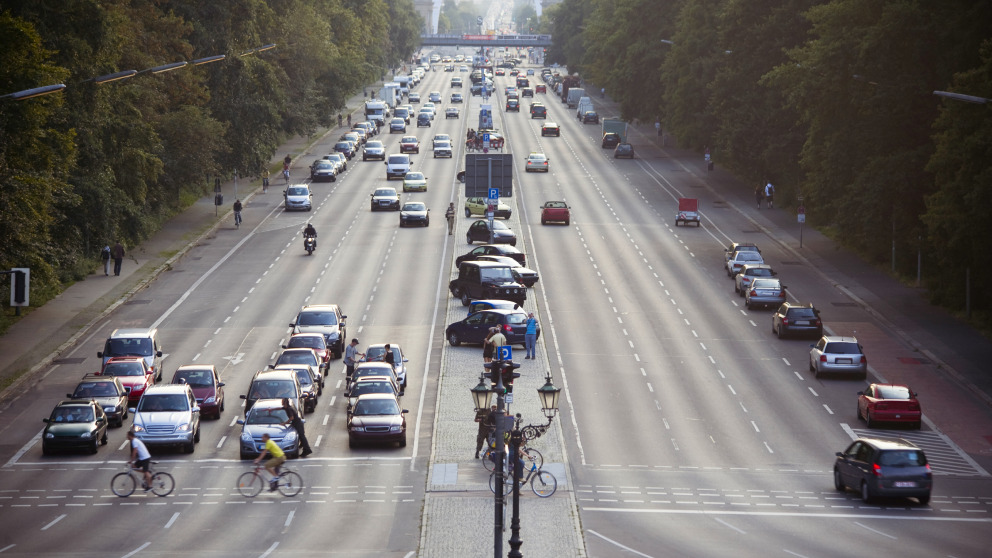 Transport is the problem child of climate policy; between 1990 and 2018, emissions rose by 3.7 percent.