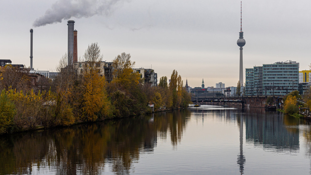 Zur Luftverschmutzung in Städten wie Berlin tragen auch flüchtige organische Verbindungen wie Benzol bei. Die meisten von ihnen werden nicht regelmäßig gemessen. 